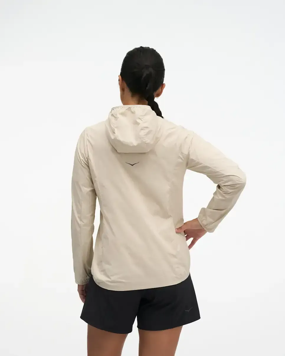 HOKA SkyFlow Wind Jacket Oat Milk (Women's)